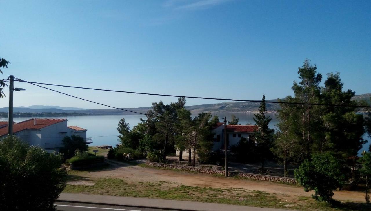Apartmani Spomenka Seline Buitenkant foto